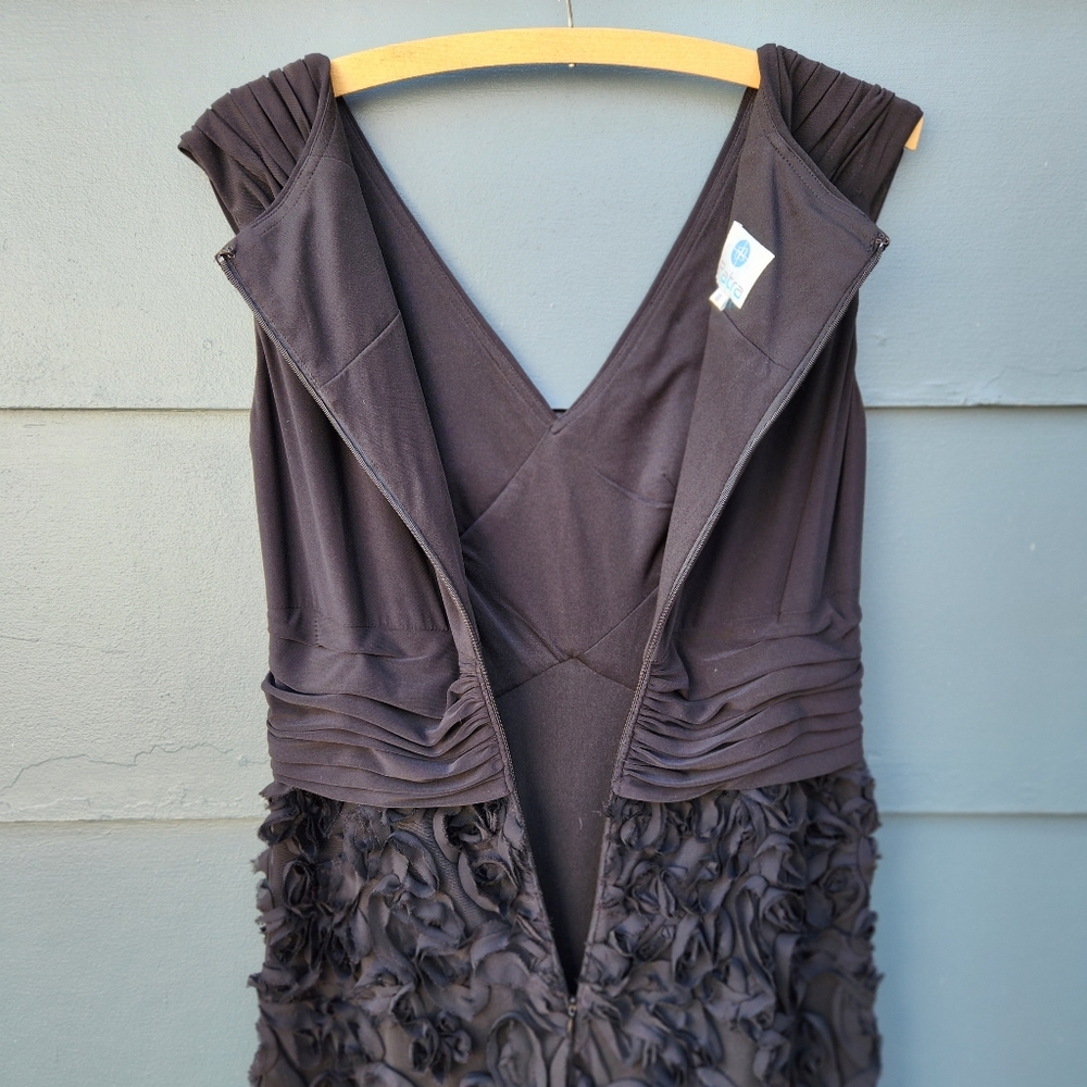 Patra Black Rosette Embellished V-Neck Jersey Dress 13390 - Size 8 - Picture 8 of 12